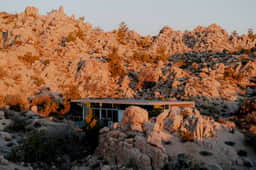 The Graham Residence on 20 Acres - Image 2